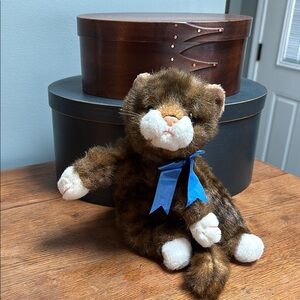 Vintage 1997 Ty Classic Collection Spice the Cat. Super Soft Fur. Like New.